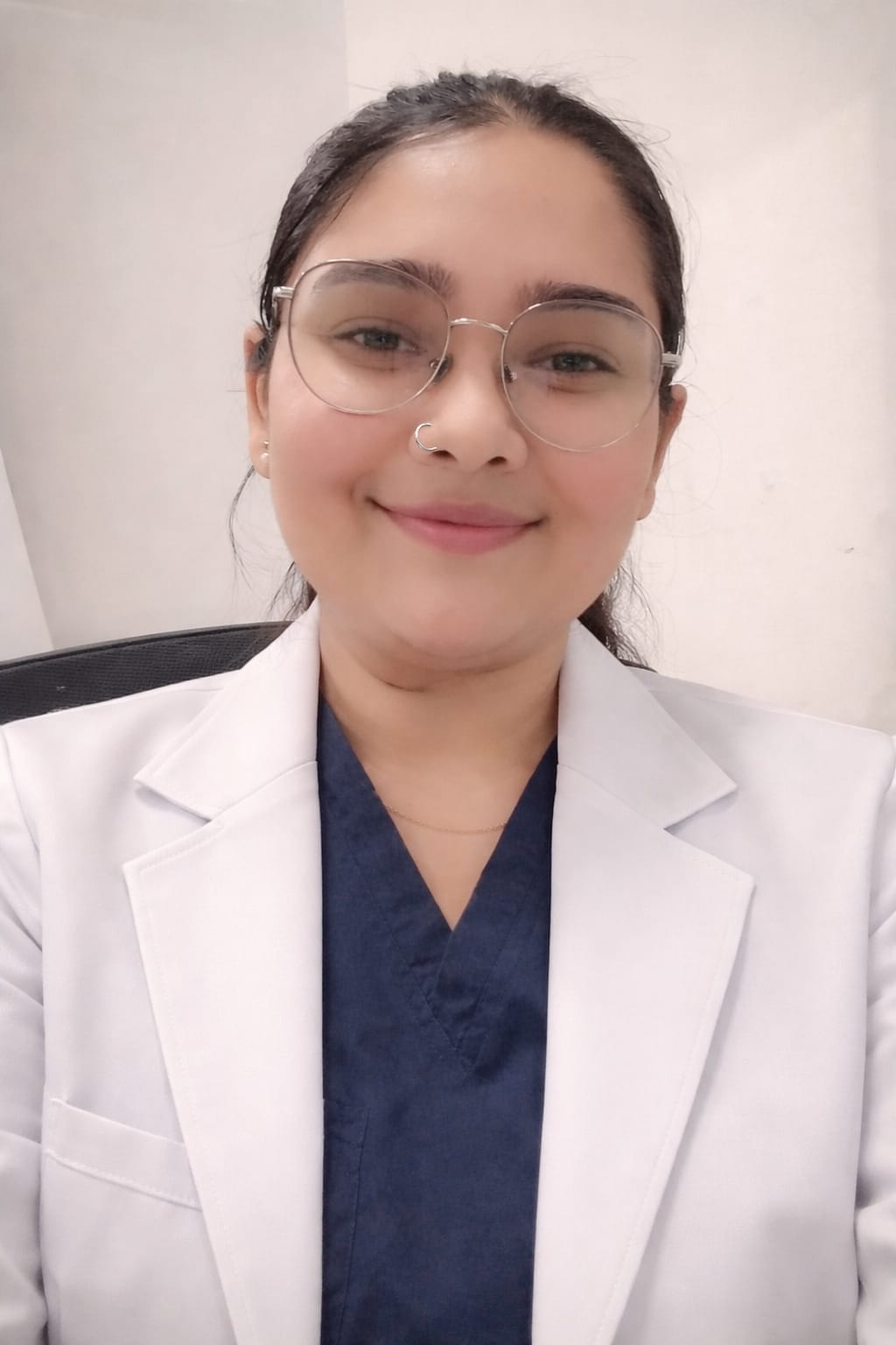 Dr. CHRISTINA MARTIN BELGIR